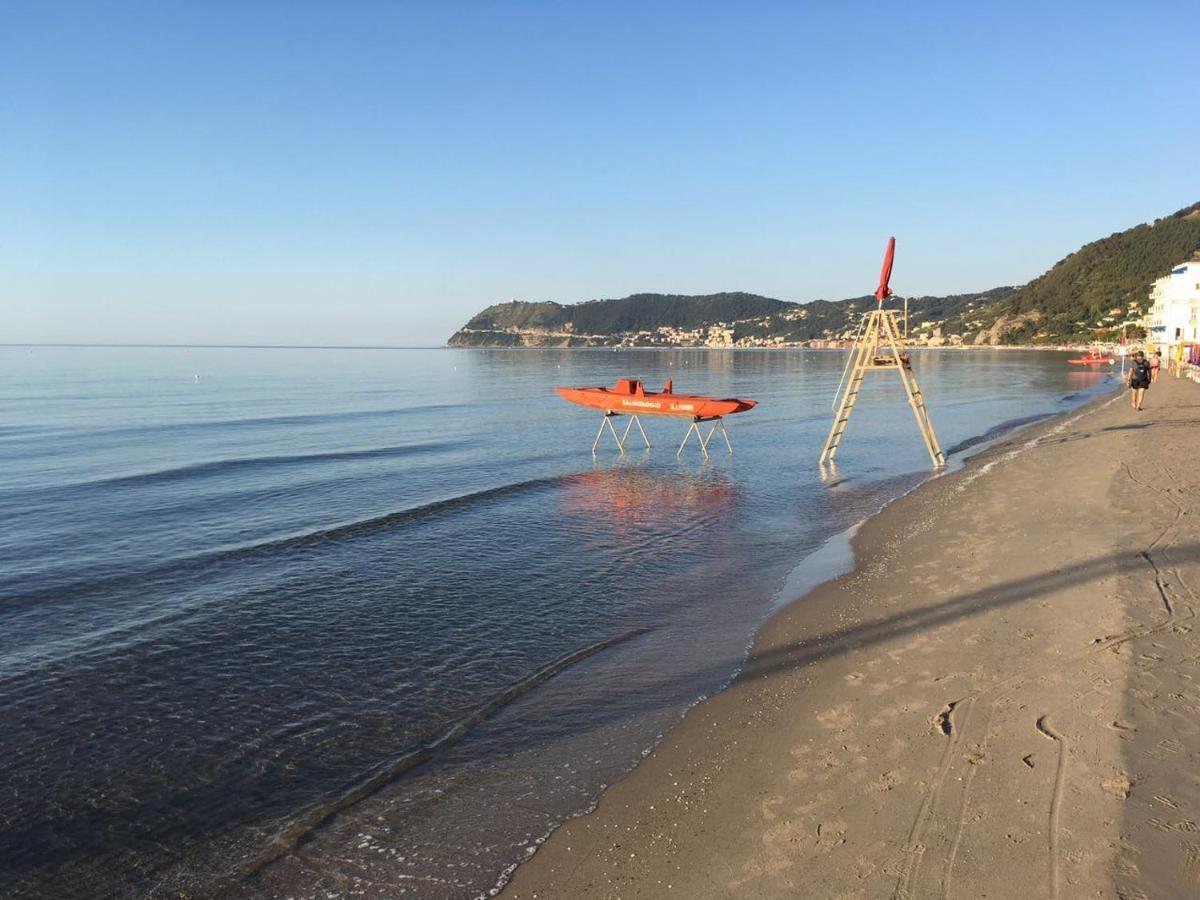 Ligure 4*